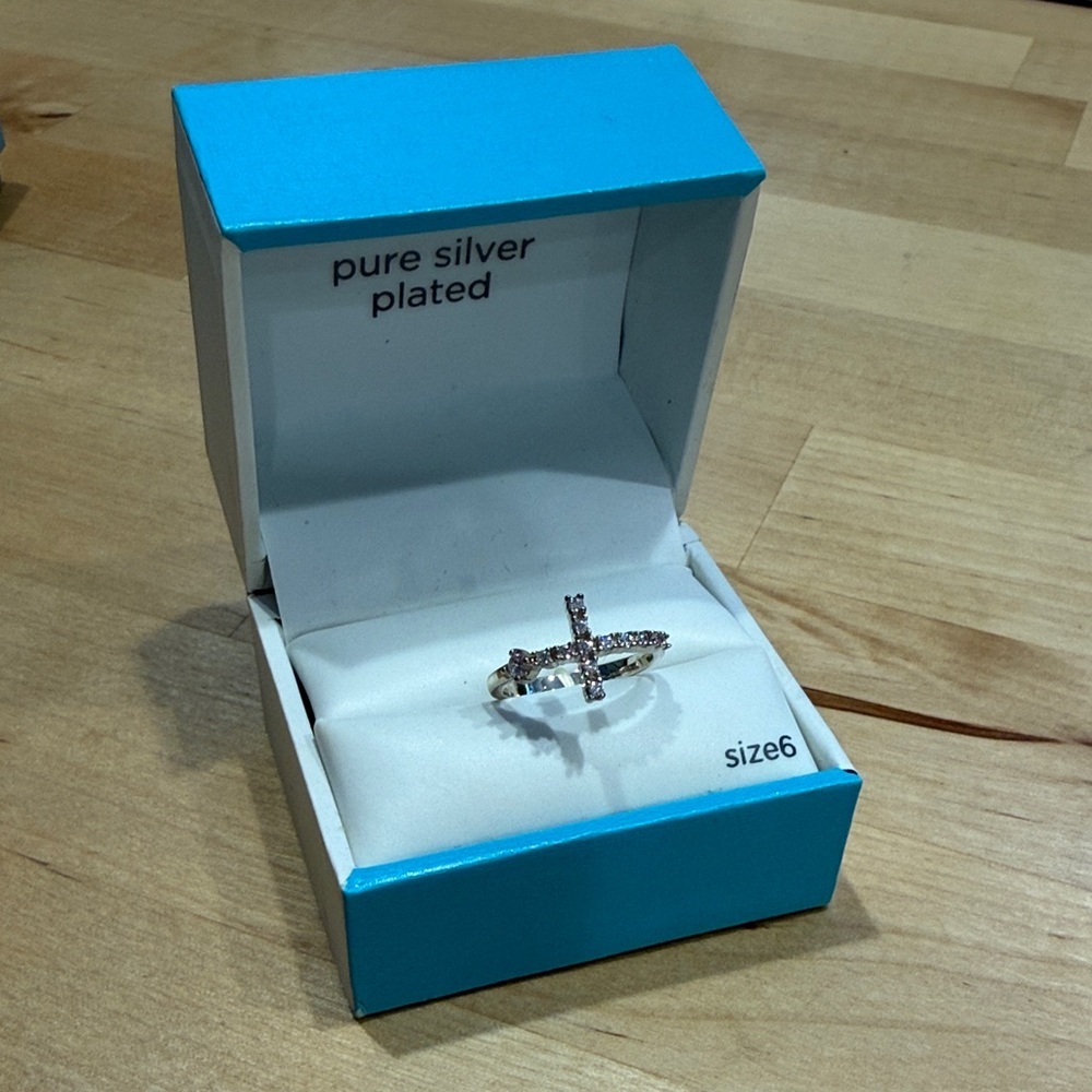 Silver Plated Cross Ring Size 6